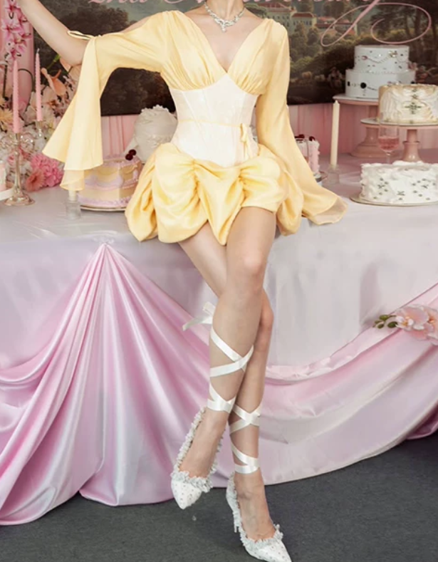 Cute V Neck Homecoming Dress Yellow Long Sleeve A-Line Birthday Dress D0149