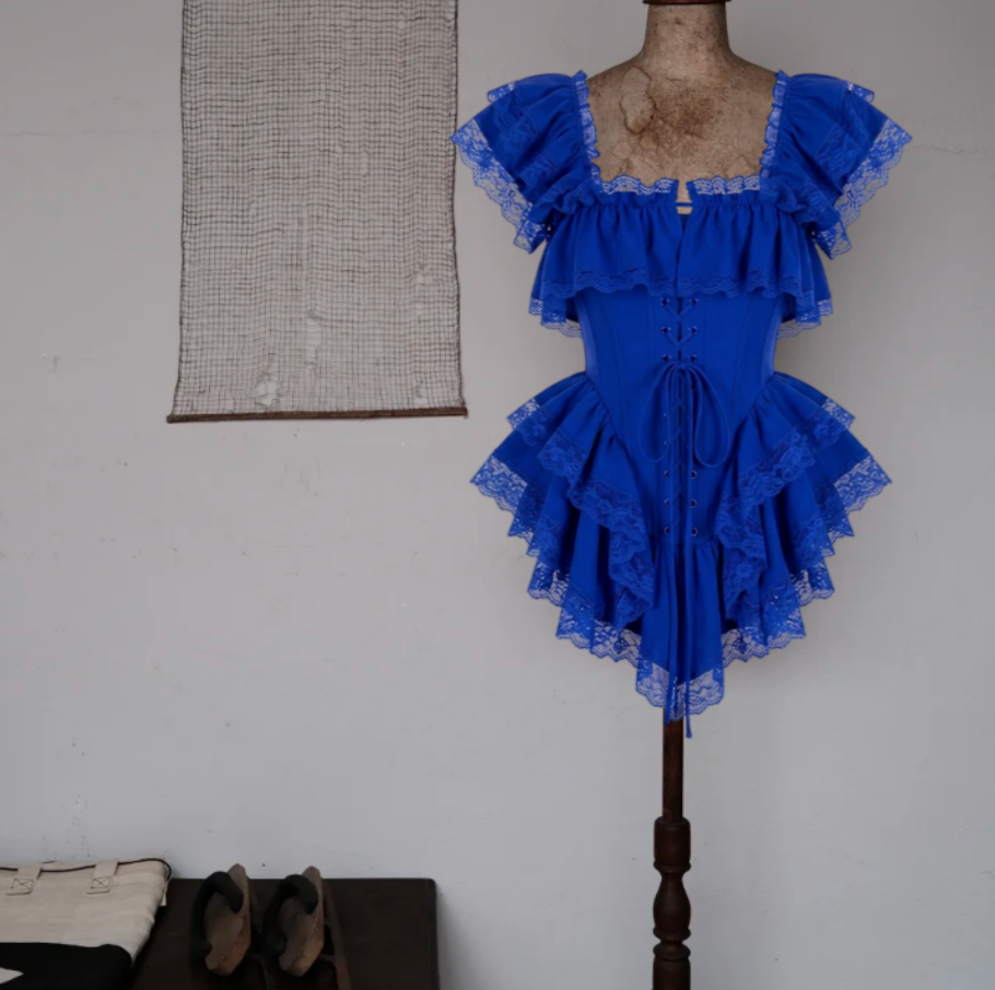 Mini robe de soirée en satin, sans bretelles, sans manches, ligne a, simple, C899