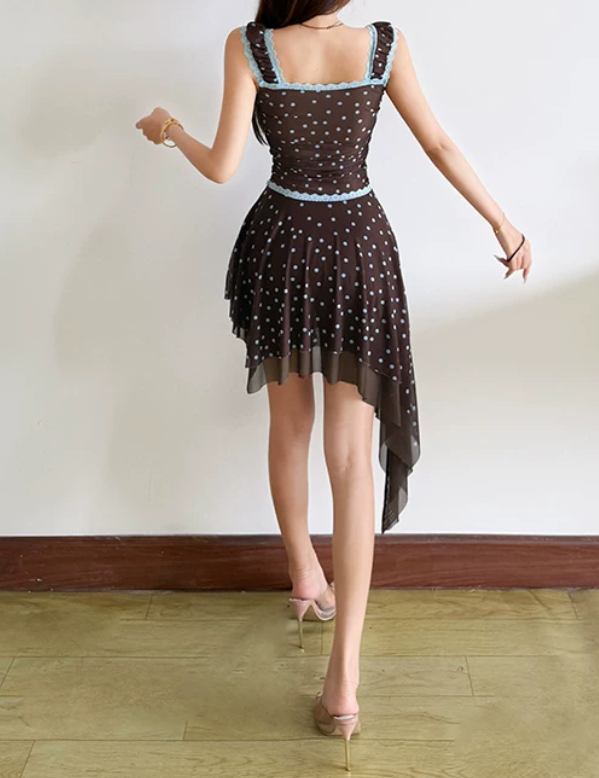 Robe courte d'été pour femme, style français, collection 2026, référence C8003