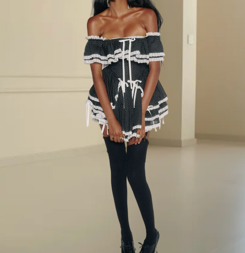 Mini robe de soirée en satin, sans bretelles, sans manches, ligne a, simple, C899
