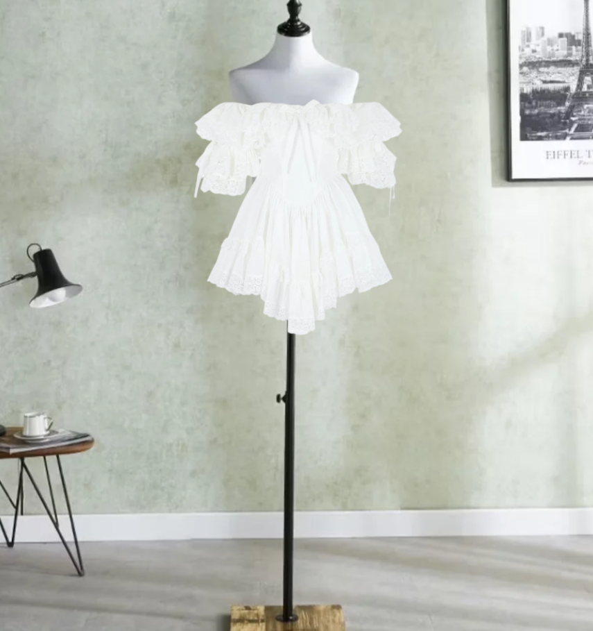 Mini robe de soirée en satin, sans bretelles, sans manches, ligne a, simple, C899