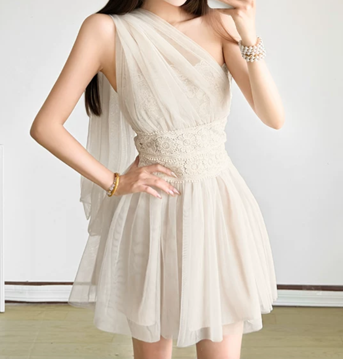 Mini robe de soirée en satin, sans bretelles, sans manches, ligne a, simple, C899