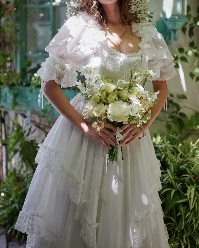 Superbe robe de mariée sirène bustier en satin et tulle, longue et en dentelle, C4563
