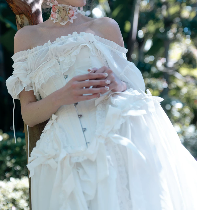 Romantic Off-Shoulder Prom Dress White Bows Ruffled A-Line Evening Dress D0315