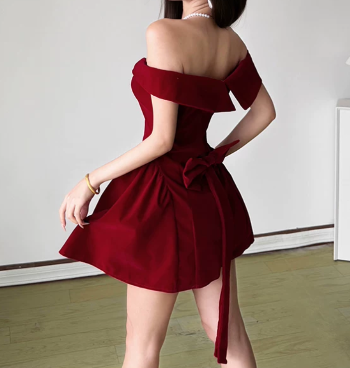 Mini robe de soirée en satin, sans bretelles, sans manches, ligne a, simple, C899