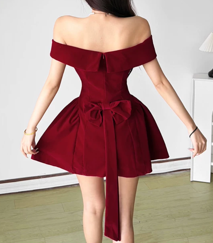 Mini robe de soirée en satin, sans bretelles, sans manches, ligne a, simple, C899