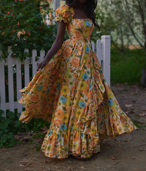 Robe de bal de princesse bustier à volants en satin long, robe de soirée C8117