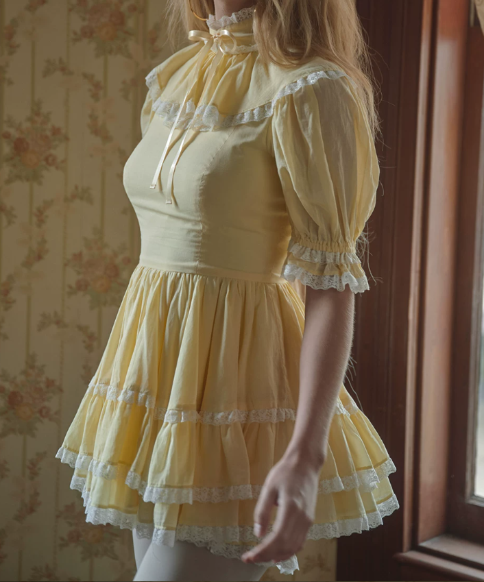 Mini robe de soirée en satin, sans bretelles, sans manches, ligne a, simple, C899