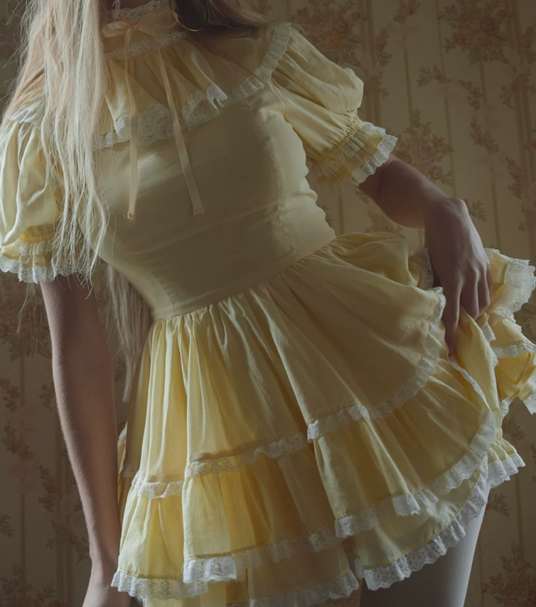 Mini robe de soirée en satin, sans bretelles, sans manches, ligne a, simple, C899
