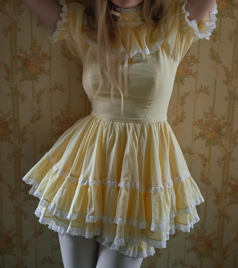 Mini robe de soirée en satin, sans bretelles, sans manches, ligne a, simple, C899