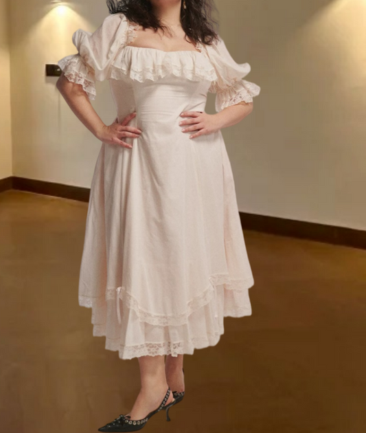 Elegant Square Neck Prom Dress Ivory Lace Short Sleeve A-Line Evening Dress D0337