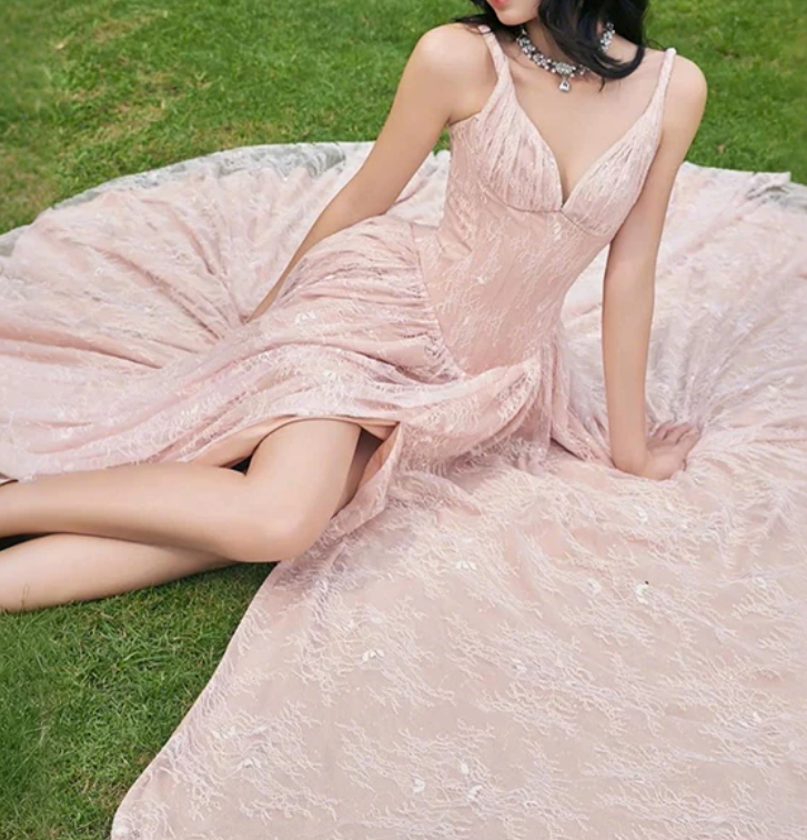 Charming Spaghetti Straps Prom Dress Pink Lace Silt A-Line Evening Dress D0351