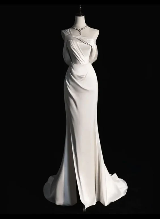 Robe de bal longue en Satin blanc, sirène Simple, sans bretelles, sans manches, D037