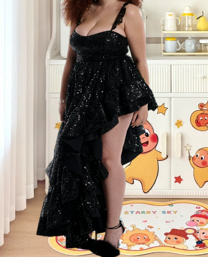Ornate Spaghetti Straps Prom Dress Black Sequins Ruffles A-Line Evening Dress D0385