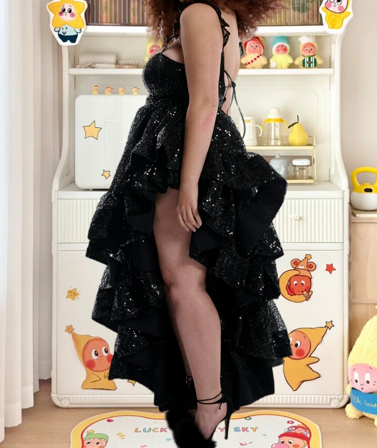 Ornate Spaghetti Straps Prom Dress Black Sequins Ruffles A-Line Evening Dress D0385
