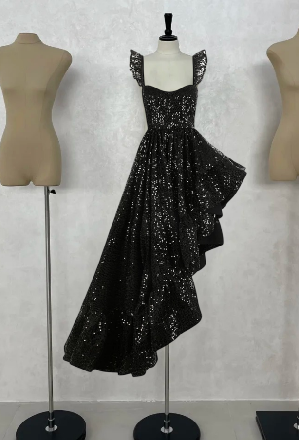 Ornate Spaghetti Straps Prom Dress Black Sequins Ruffles A-Line Evening Dress D0385