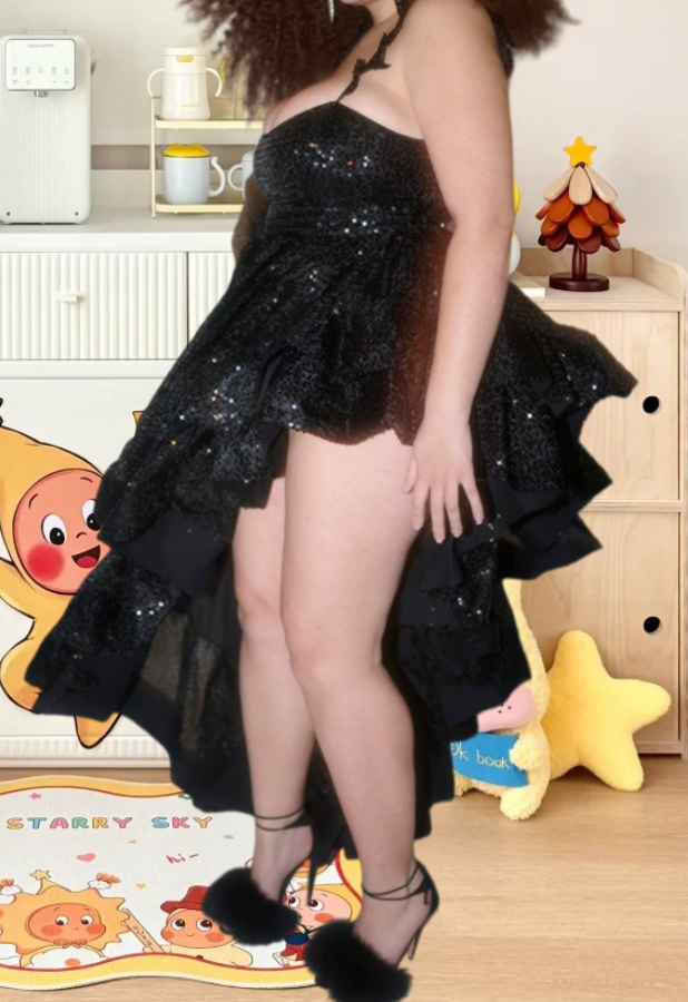 Ornate Spaghetti Straps Prom Dress Black Sequins Ruffles A-Line Evening Dress D0385