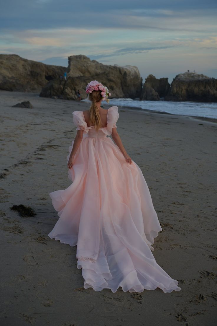 Robe de bal de princesse bustier à volants en satin long, robe de soirée C8117
