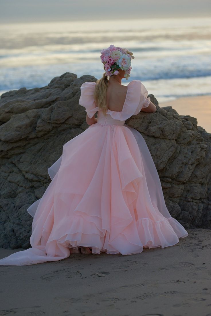 Robe de bal de princesse bustier à volants en satin long, robe de soirée C8117