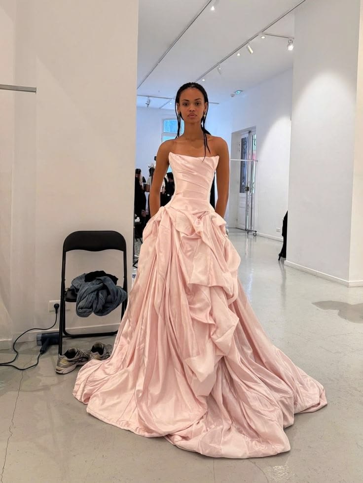 Romantic Strapless Prom Dress Pink Ruched Satin A-Line Evening Dress D0420