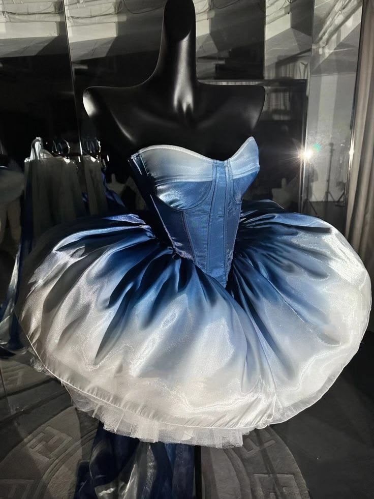 Playful Strapless Homecoming Dress Gradient Blue A-Line Birthday Dress D0421