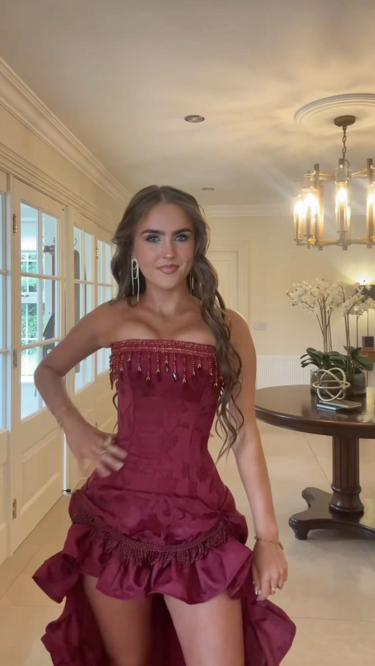 Mini robe de soirée en satin, sans bretelles, sans manches, ligne a, simple, C899