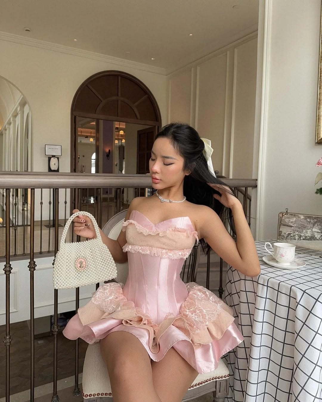 Mini robe de soirée en satin, sans bretelles, sans manches, ligne a, simple, C899