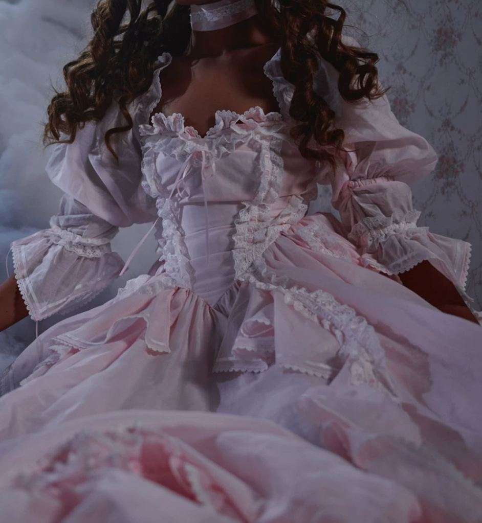 Robe de bal de princesse bustier à volants en satin long, robe de soirée C8117
