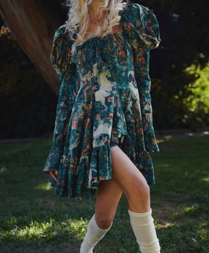 Mini robe de soirée en satin, sans bretelles, sans manches, ligne a, simple, C899