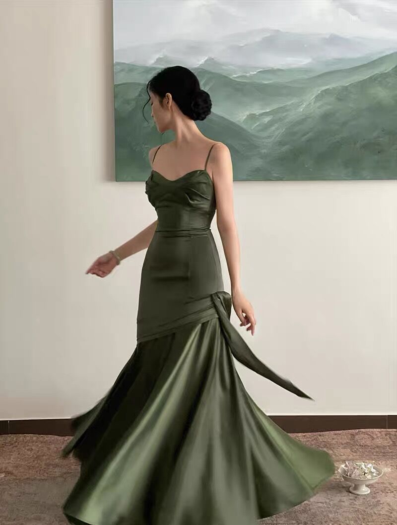 Robe de bal longue en Satin vert, bretelles fourreau Vintage, D051