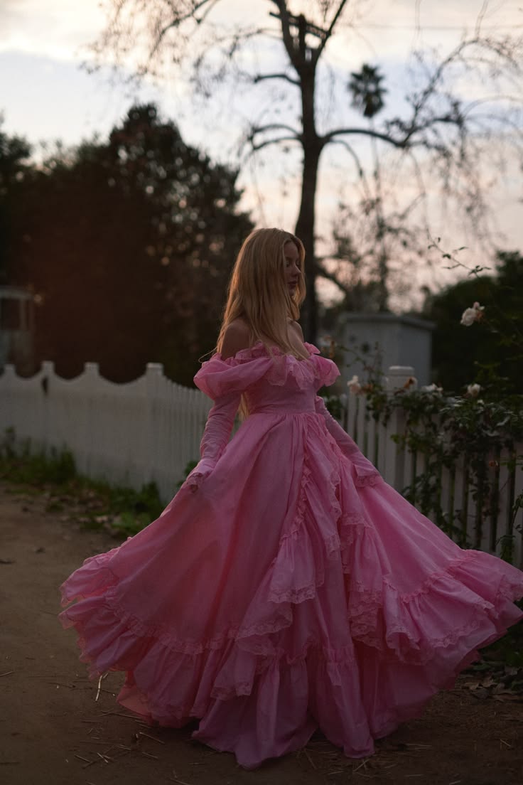 Robe de bal de princesse bustier à volants en satin long, robe de soirée C8117