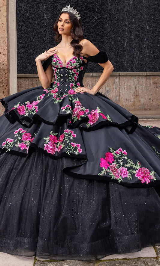 Elegant Ball Gown Black Tulle Quinceanera Dresses Off The Shoulder Appliques Sweet 16 Dresses D0588