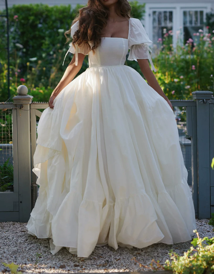 Superbe robe de mariée sirène bustier en satin et tulle, longue et en dentelle, C4563