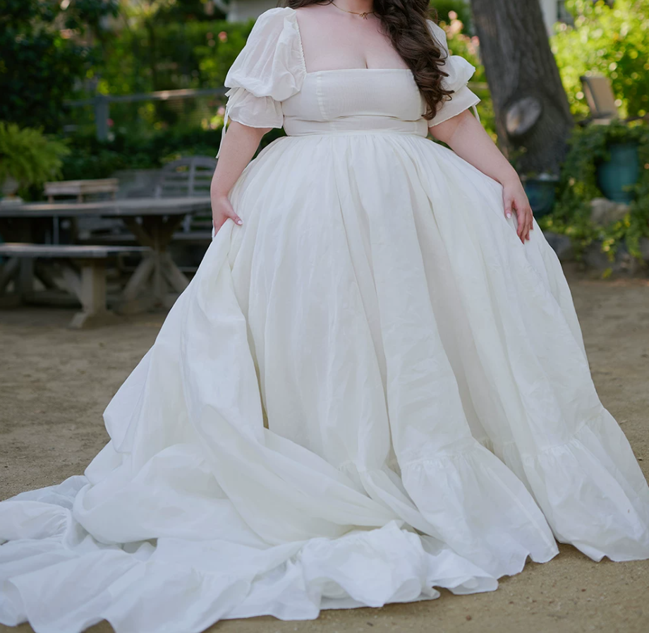 Superbe robe de mariée sirène bustier en satin et tulle, longue et en dentelle, C4563