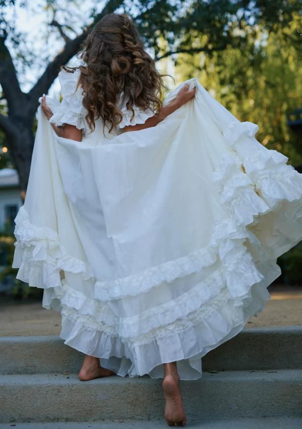 Superbe robe de mariée sirène bustier en satin et tulle, longue et en dentelle, C4563