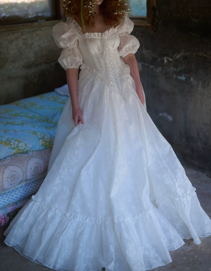 Superbe robe de mariée sirène bustier en satin et tulle, longue et en dentelle, C4563