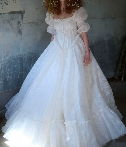 Superbe robe de mariée sirène bustier en satin et tulle, longue et en dentelle, C4563