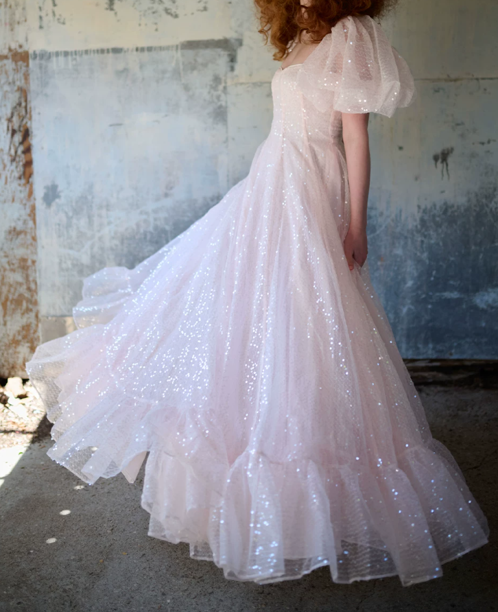 Sweet Spaghetti Strap Prom Dress With Short Sleeve Train Pink Sequins A-Line Evening Dress D0623