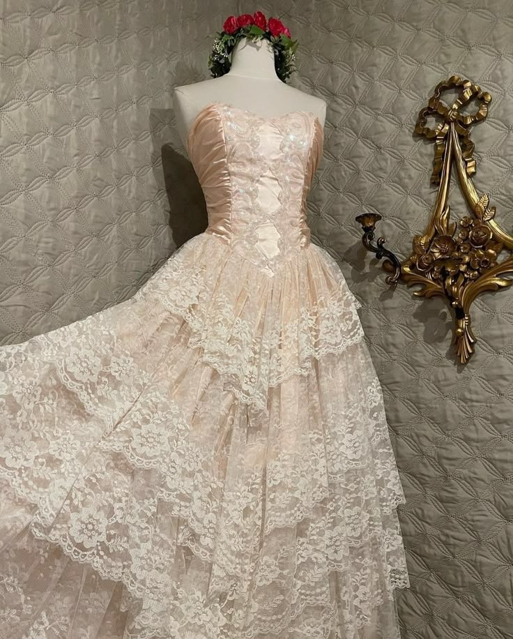 Superbe robe de mariée sirène bustier en satin et tulle, longue et en dentelle, C4563
