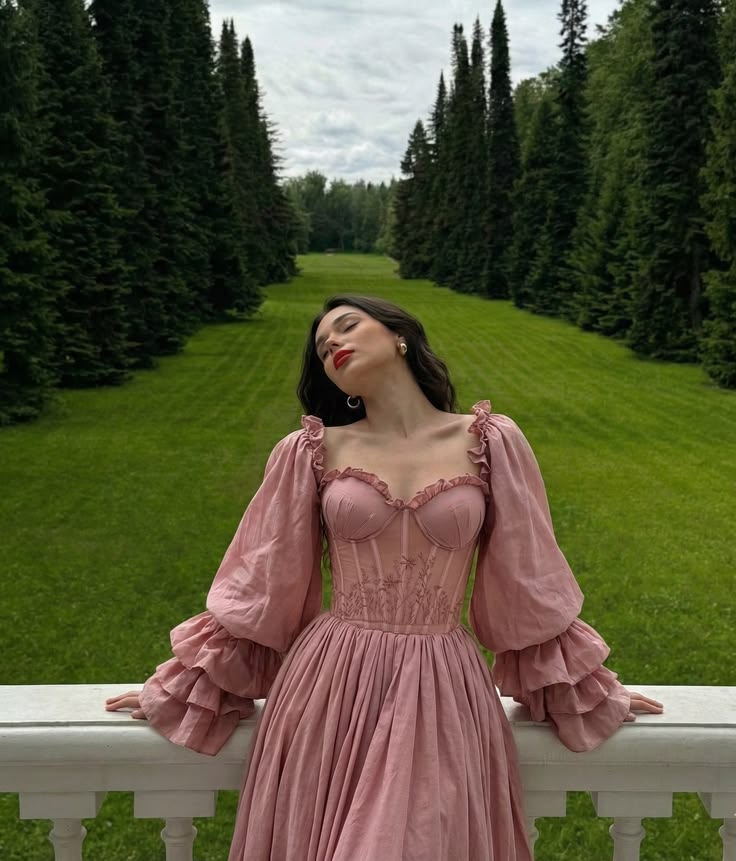Robe de bal de princesse bustier à volants en satin long, robe de soirée C8117