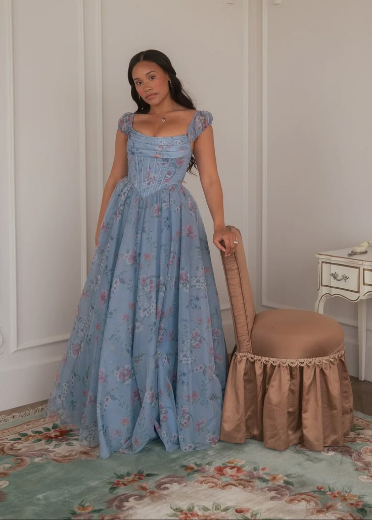 Robe de bal de princesse bustier à volants en satin long, robe de soirée C8117