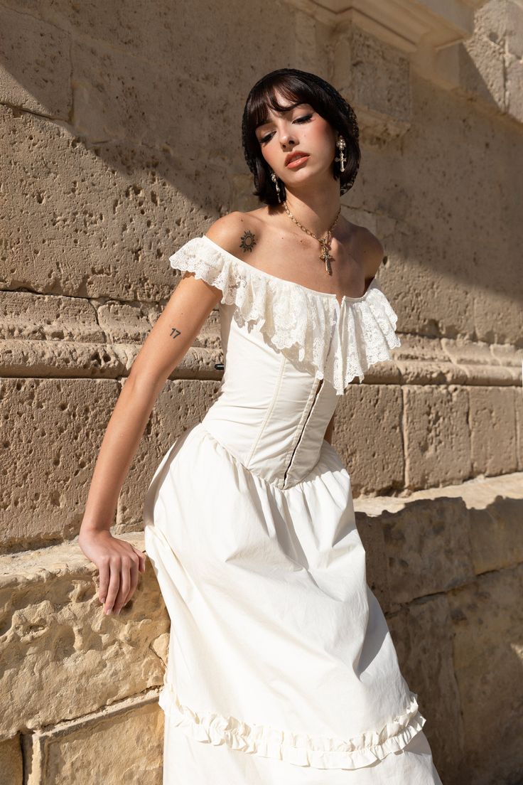 Romantic Off The Shoulder Prom Dress Long White Ruffles A-Line Evening Dress D0683