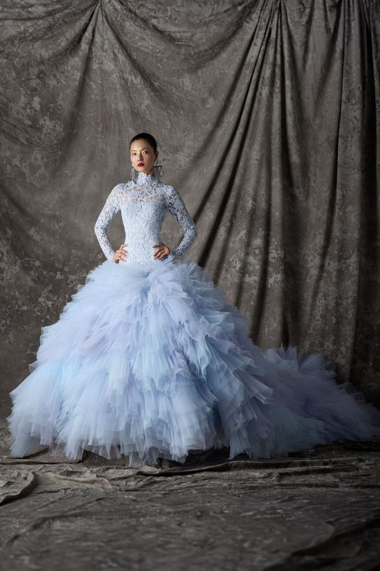 Vintage High Collar Backless Ball Gown Lace Long Sleeve Quinceanera Dresses Ruffles Tulle Sweet 16 Dresses D0684