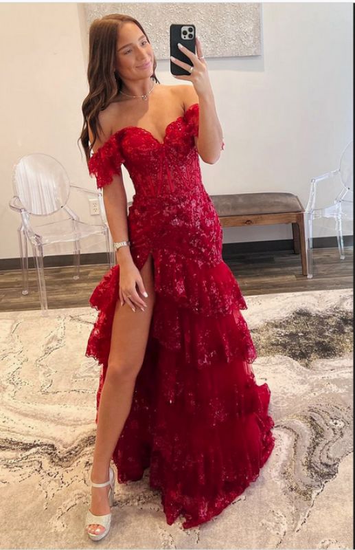 Unique Off The Shoulder Slit Prom Dress Long Sequins Tiered Mermaid Evening Dress D0707