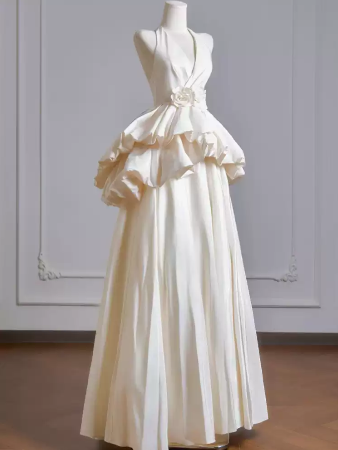 Superbe robe de mariée sirène bustier en satin et tulle, longue et en dentelle, C4563