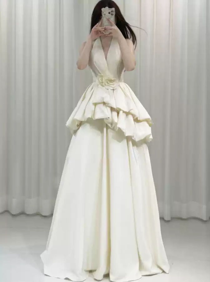 Superbe robe de mariée sirène bustier en satin et tulle, longue et en dentelle, C4563