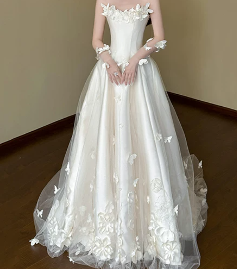 Superbe robe de mariée sirène bustier en satin et tulle, longue et en dentelle, C4563