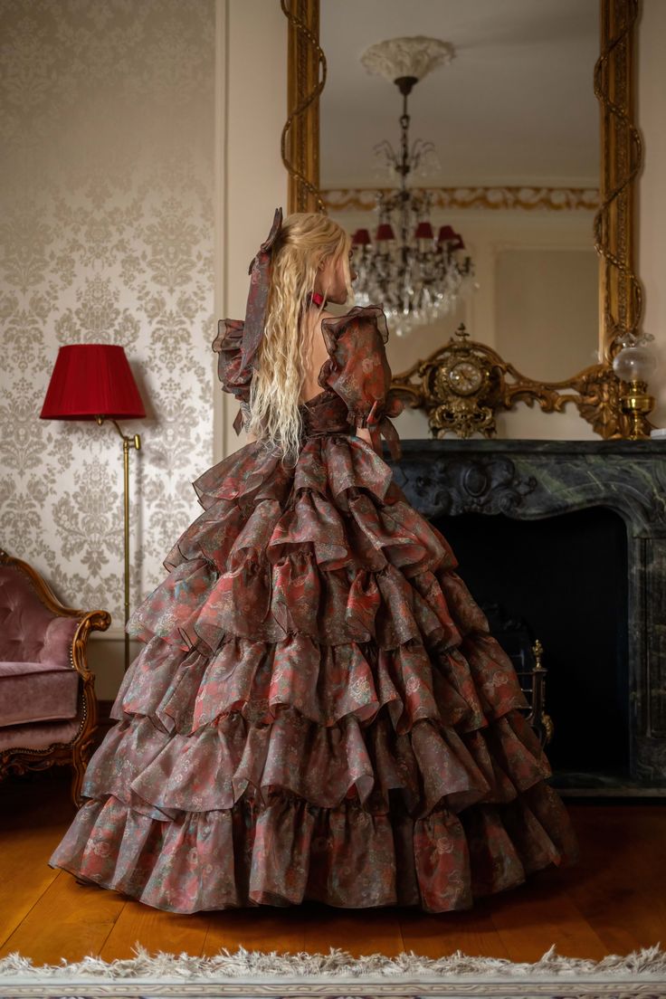 Robe de bal de princesse bustier à volants en satin long, robe de soirée C8117