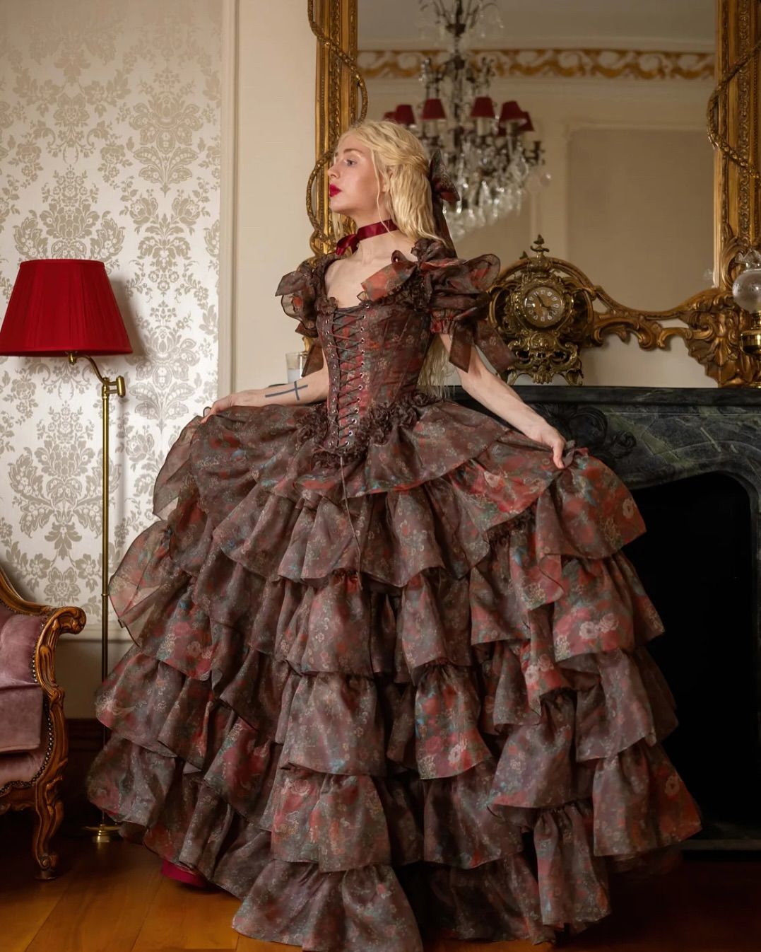 Robe de bal de princesse bustier à volants en satin long, robe de soirée C8117