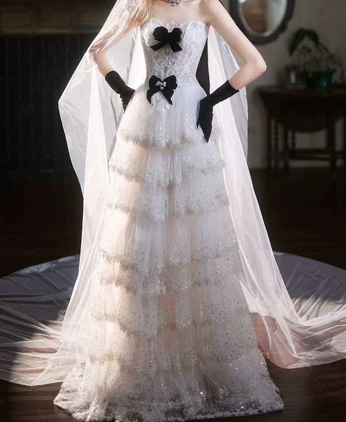 Robe de bal de princesse bustier à volants en satin long, robe de soirée C8117